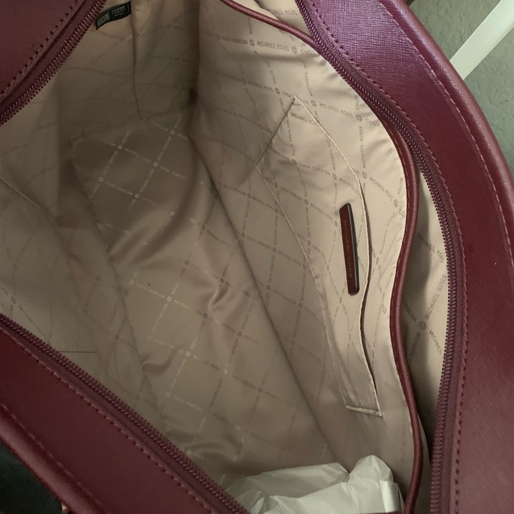 🍇MK laptop large sady bag &double zipper wallet - Picture 3 of 7